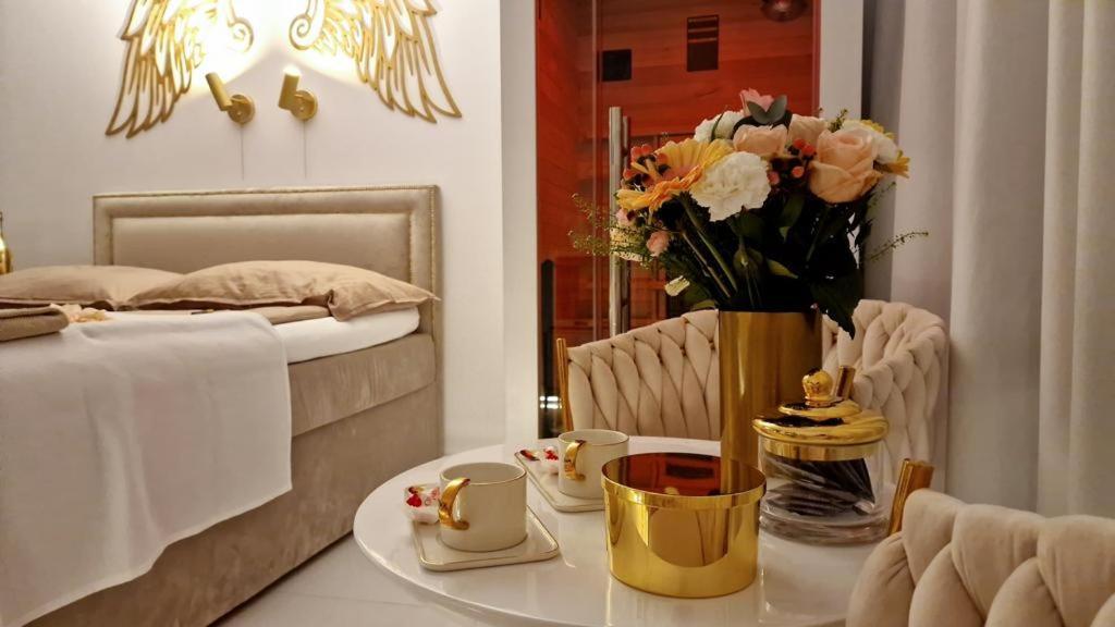 Apartament Gold Sauna&Jacuzzi 코워브제크 외부 사진